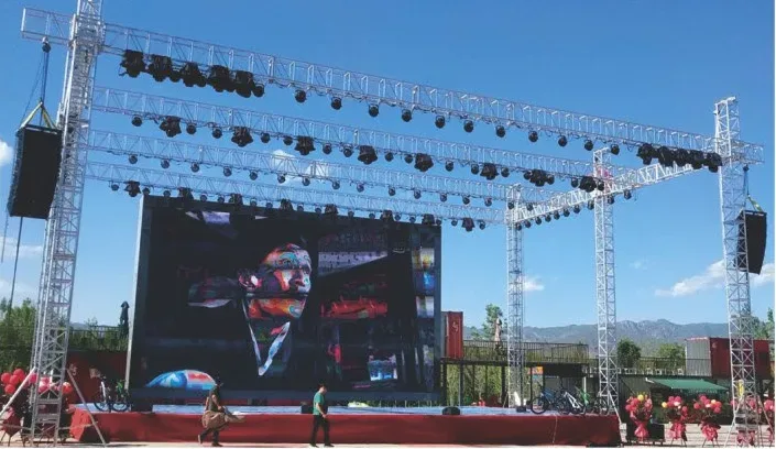 Outdoor LED Screen Stage Truss