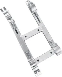 Adjustable tic-tac-toe truss adapter